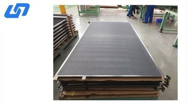 염소알칼리 공장의 2.7m2 전해조 셀